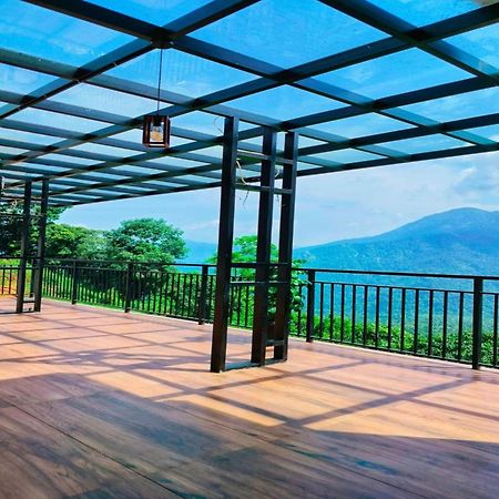 Karimb Resorts Vallikavungal Εξωτερικό φωτογραφία