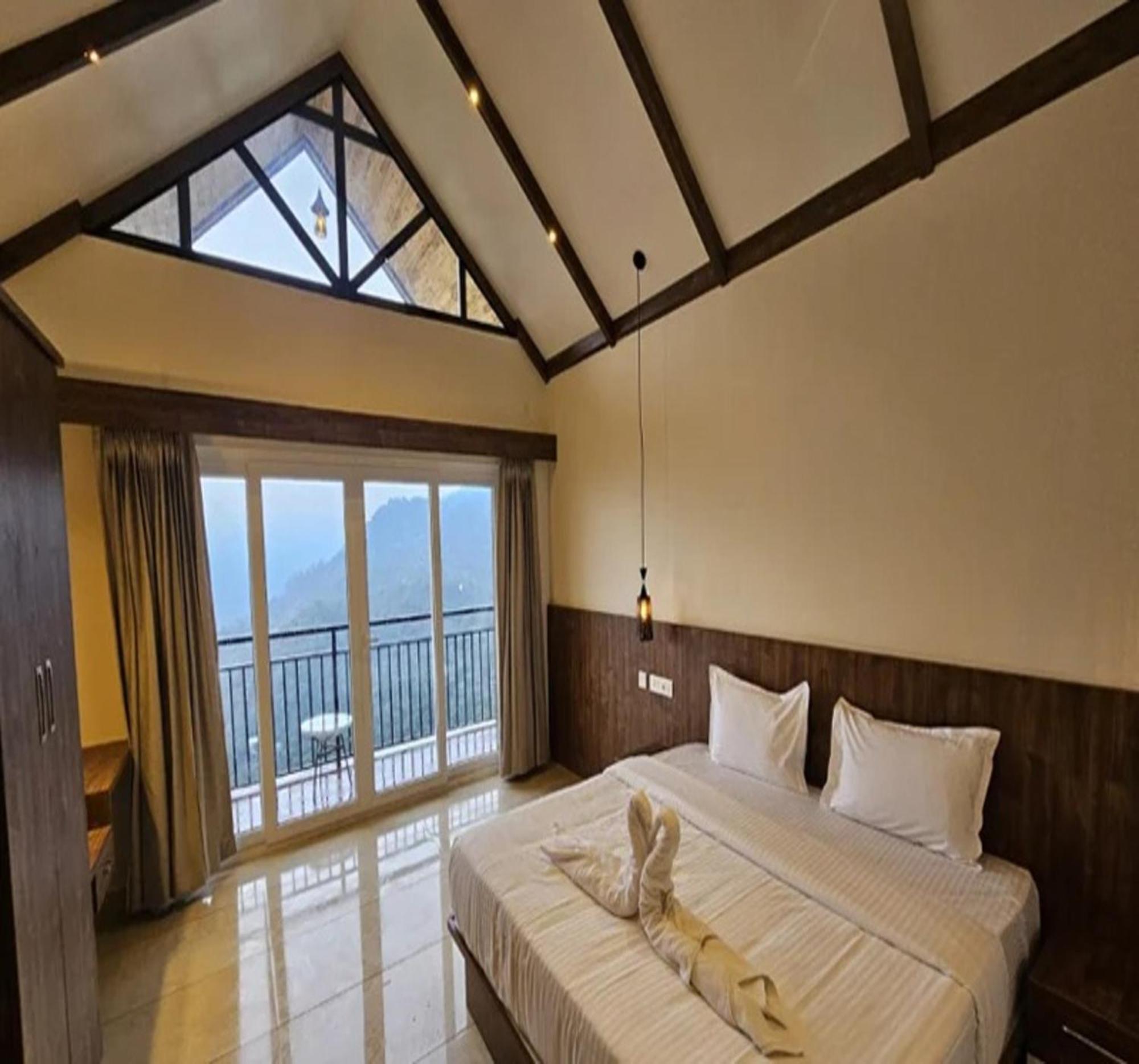 Karimb Resorts Vallikavungal Εξωτερικό φωτογραφία