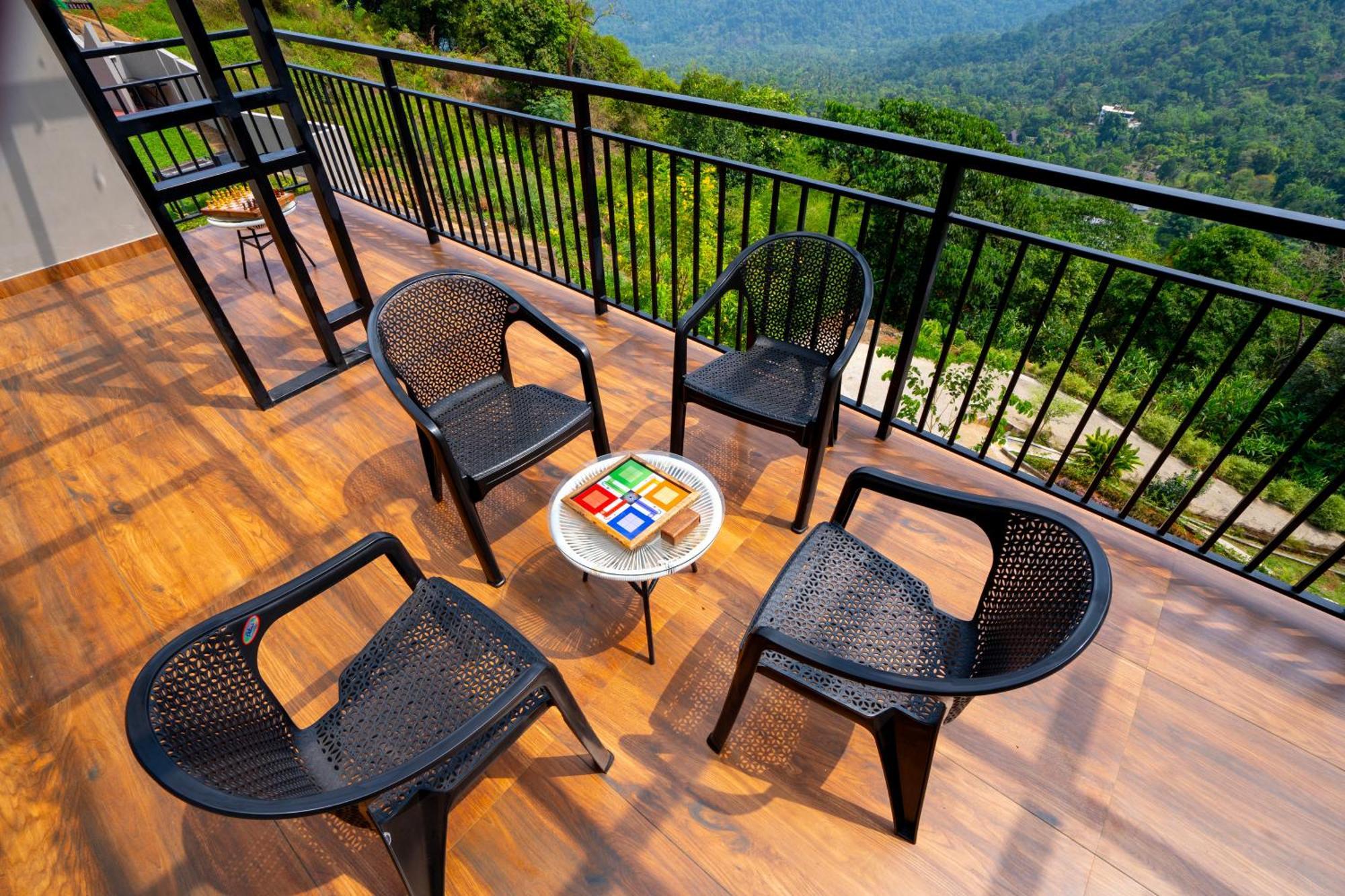 Karimb Resorts Vallikavungal Εξωτερικό φωτογραφία