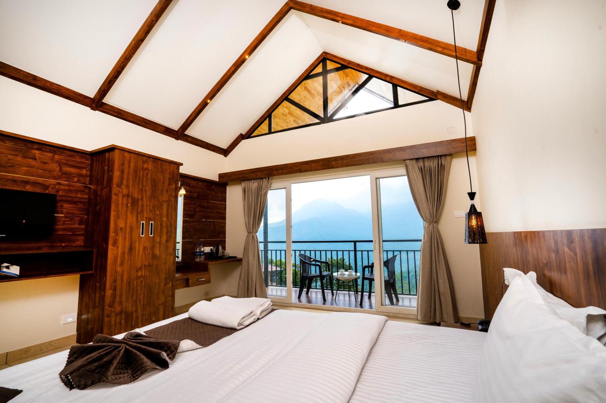 Karimb Resorts Vallikavungal Εξωτερικό φωτογραφία