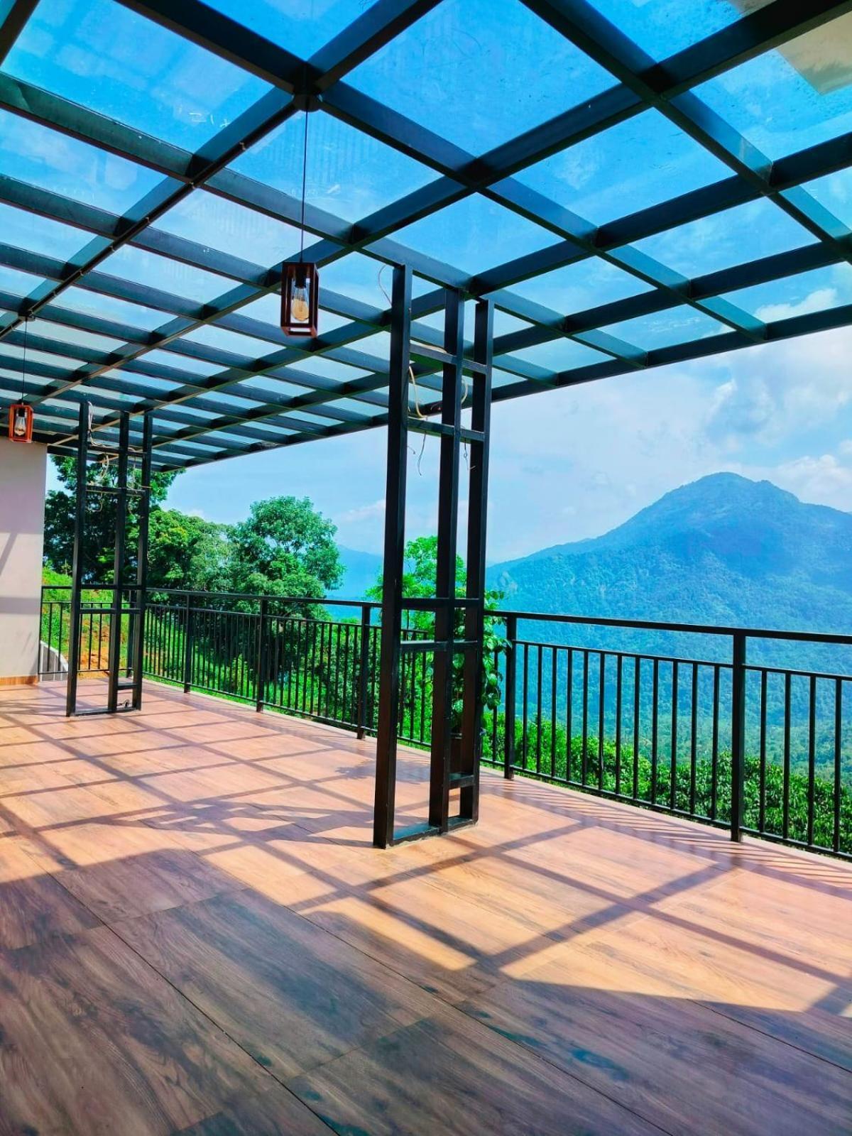 Karimb Resorts Vallikavungal Εξωτερικό φωτογραφία
